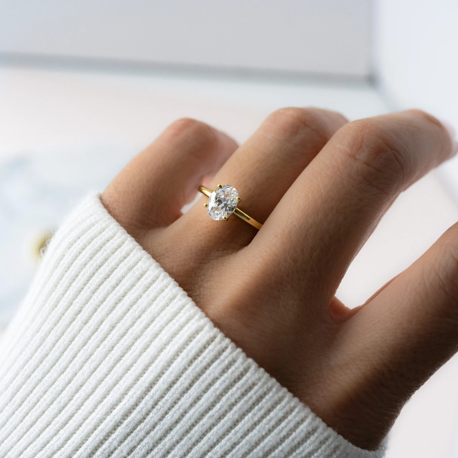 Classic Solitaire Crystal Ring