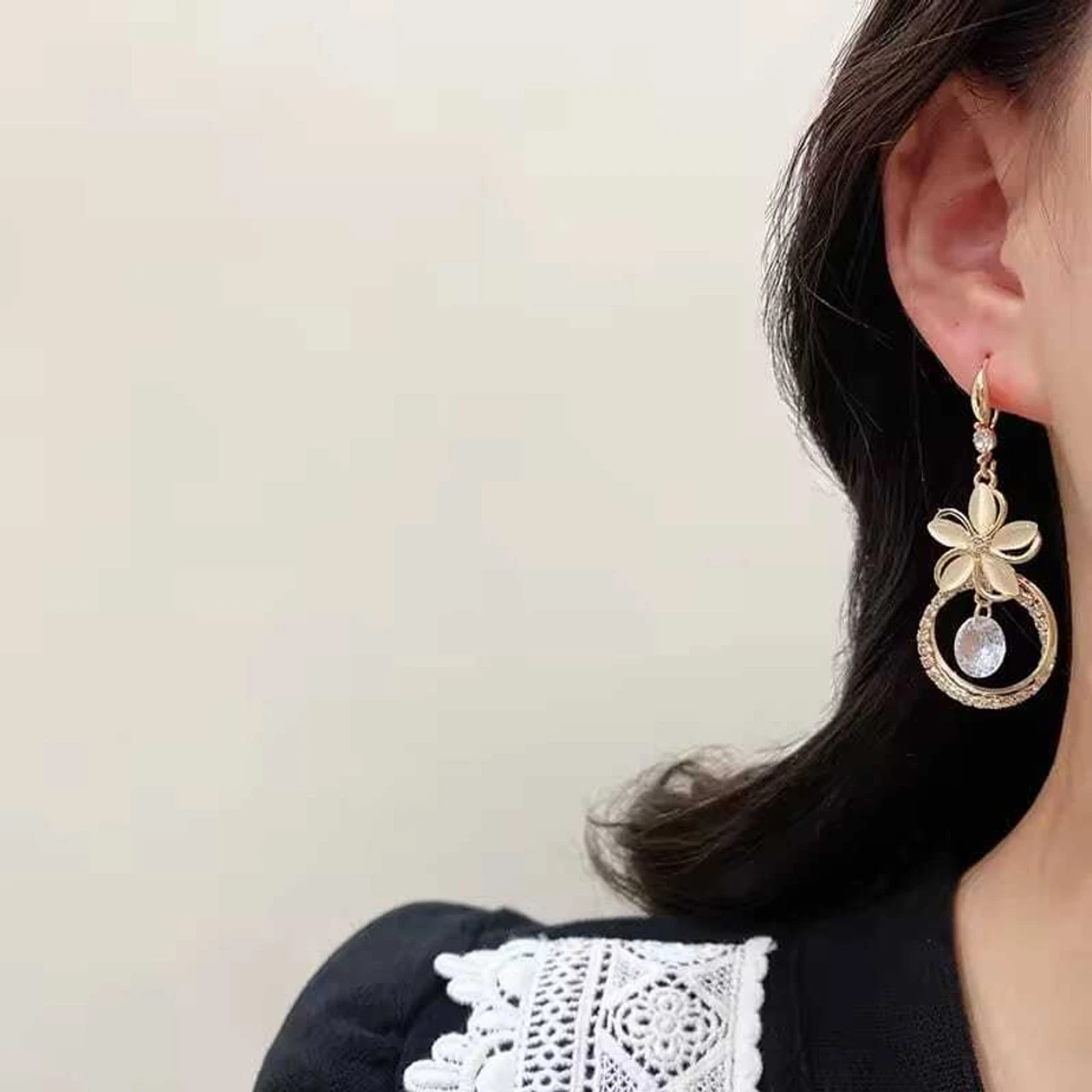 Elegant Floral Crystal Drop Earrings - Image 2